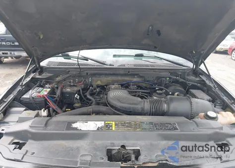 2002 Ford F-150 Lariat/Xlt z USA, uszkodzony, nr VIN 1FTRW08L72KD27457